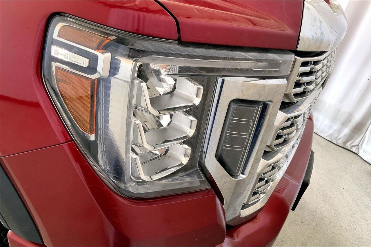 Used 2020 GMC Sierra 3500 Denali w/ Technology Package AWD/4WD image 12