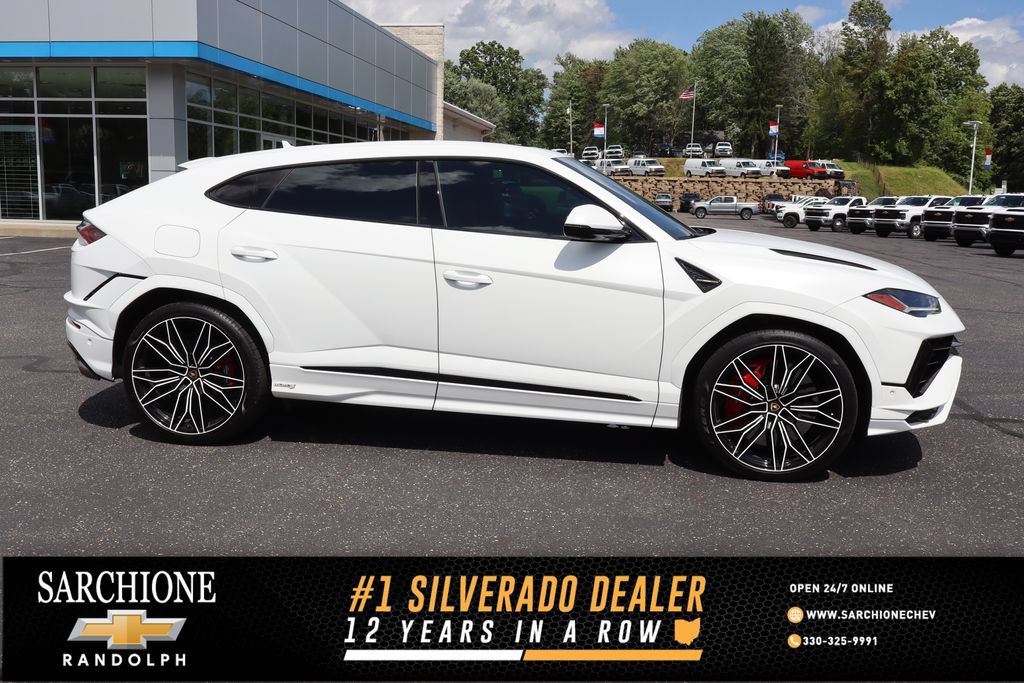 Used 2024 Lamborghini Urus S AWD/4WD video 1