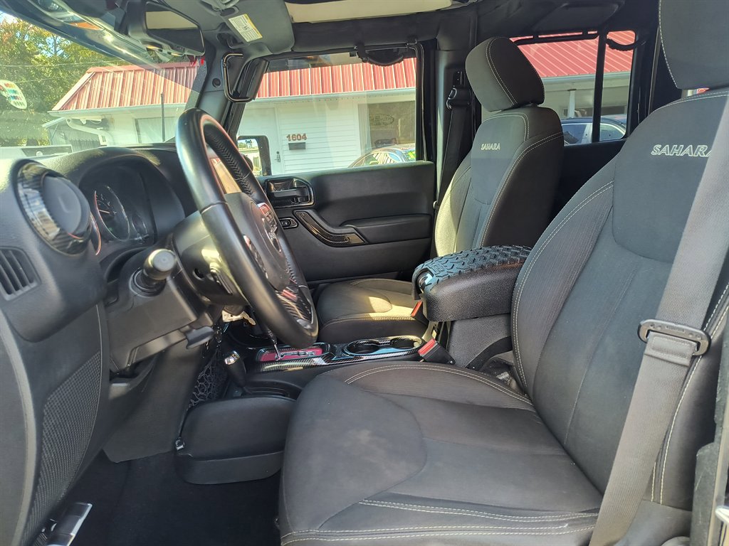 Used 2018 Jeep Wrangler Unlimited Sahara image 23