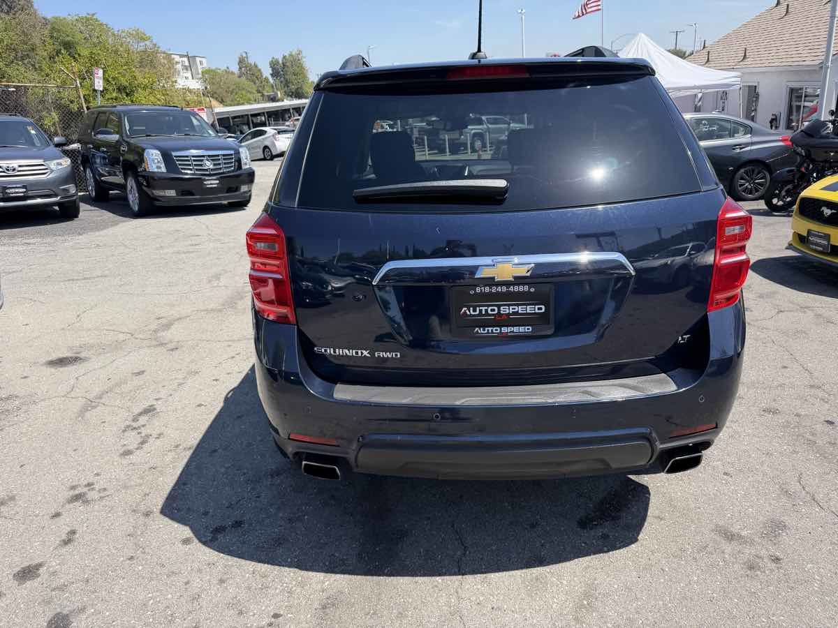 Used 2017 Chevrolet Equinox LT image 4
