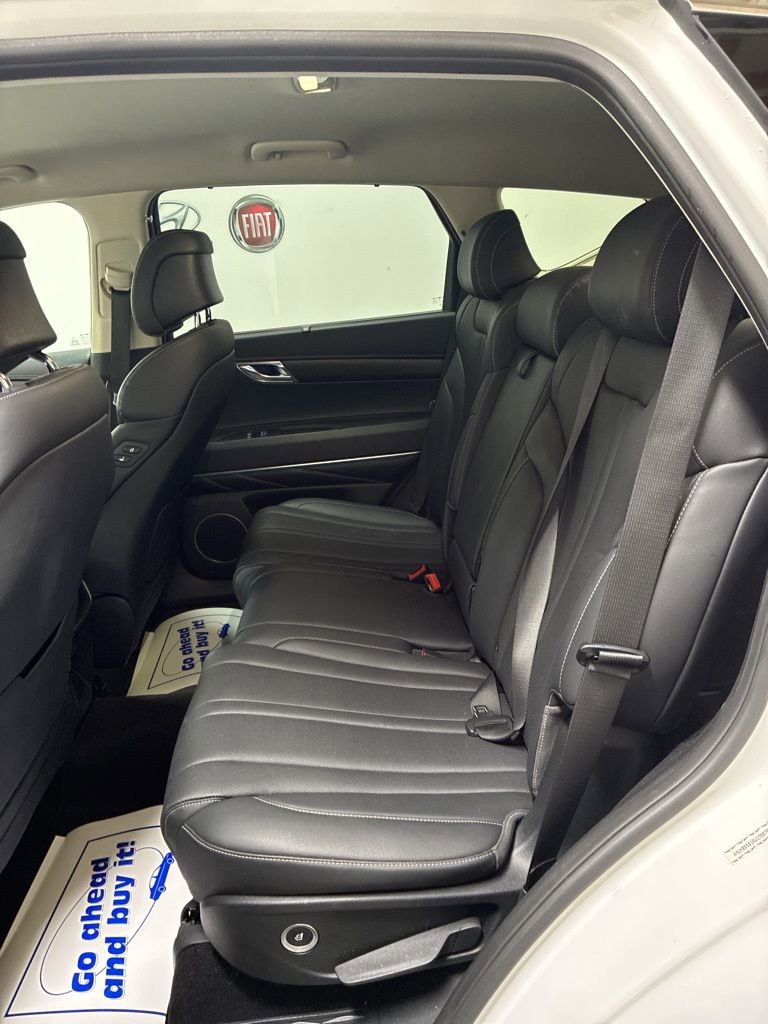 Used 2024 Genesis GV80 2.5T AWD/4WD image 24