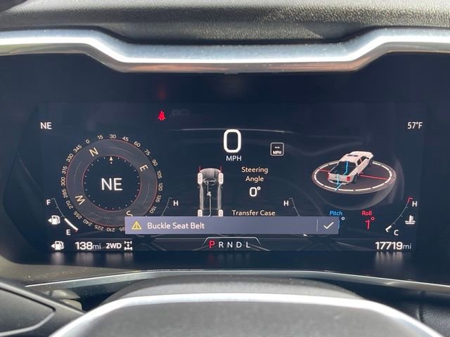 Used 2024 GMC Canyon Elevation w/ Convenience Package image 9