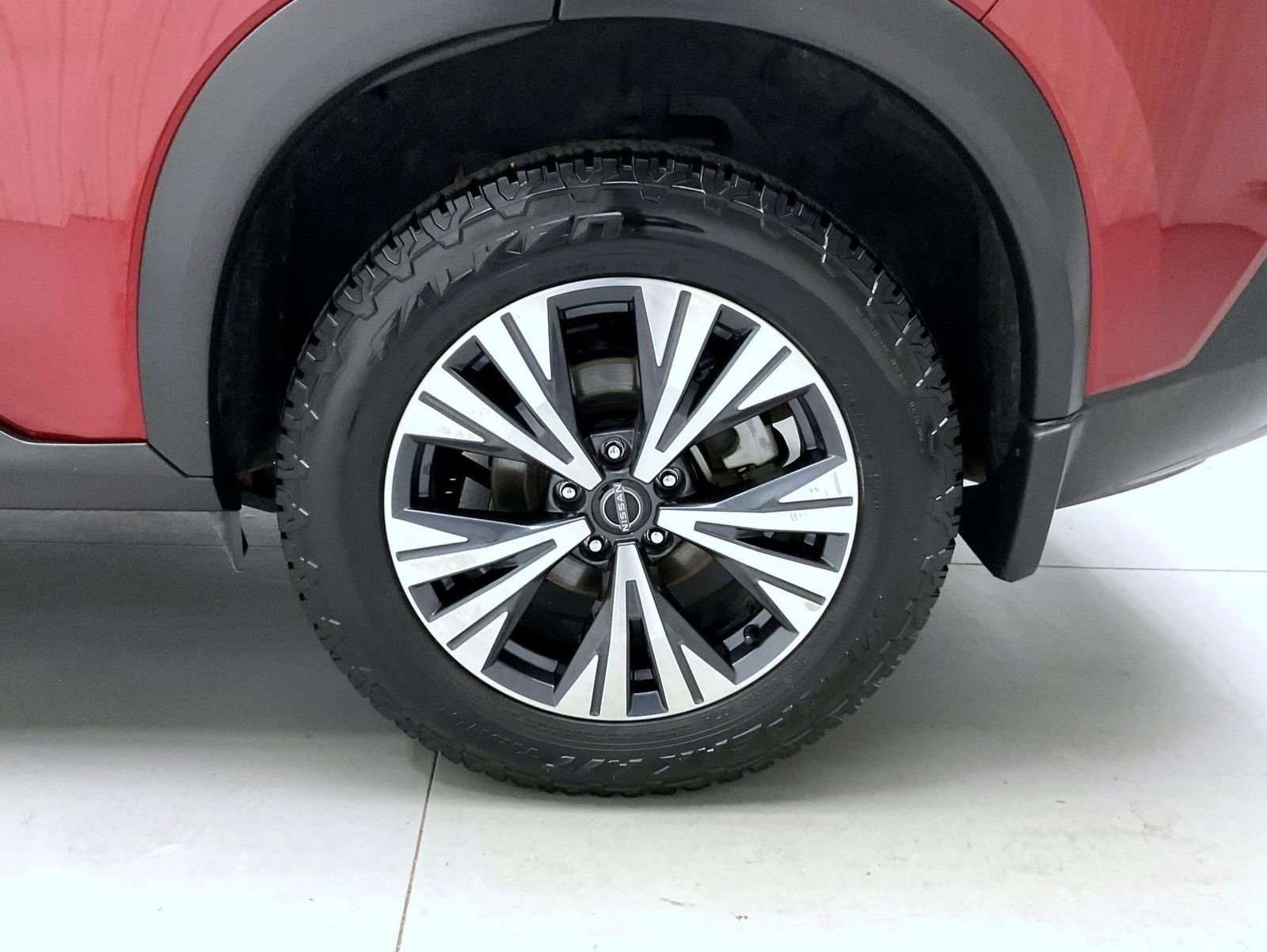 Used 2023 Nissan Rogue SV image 23