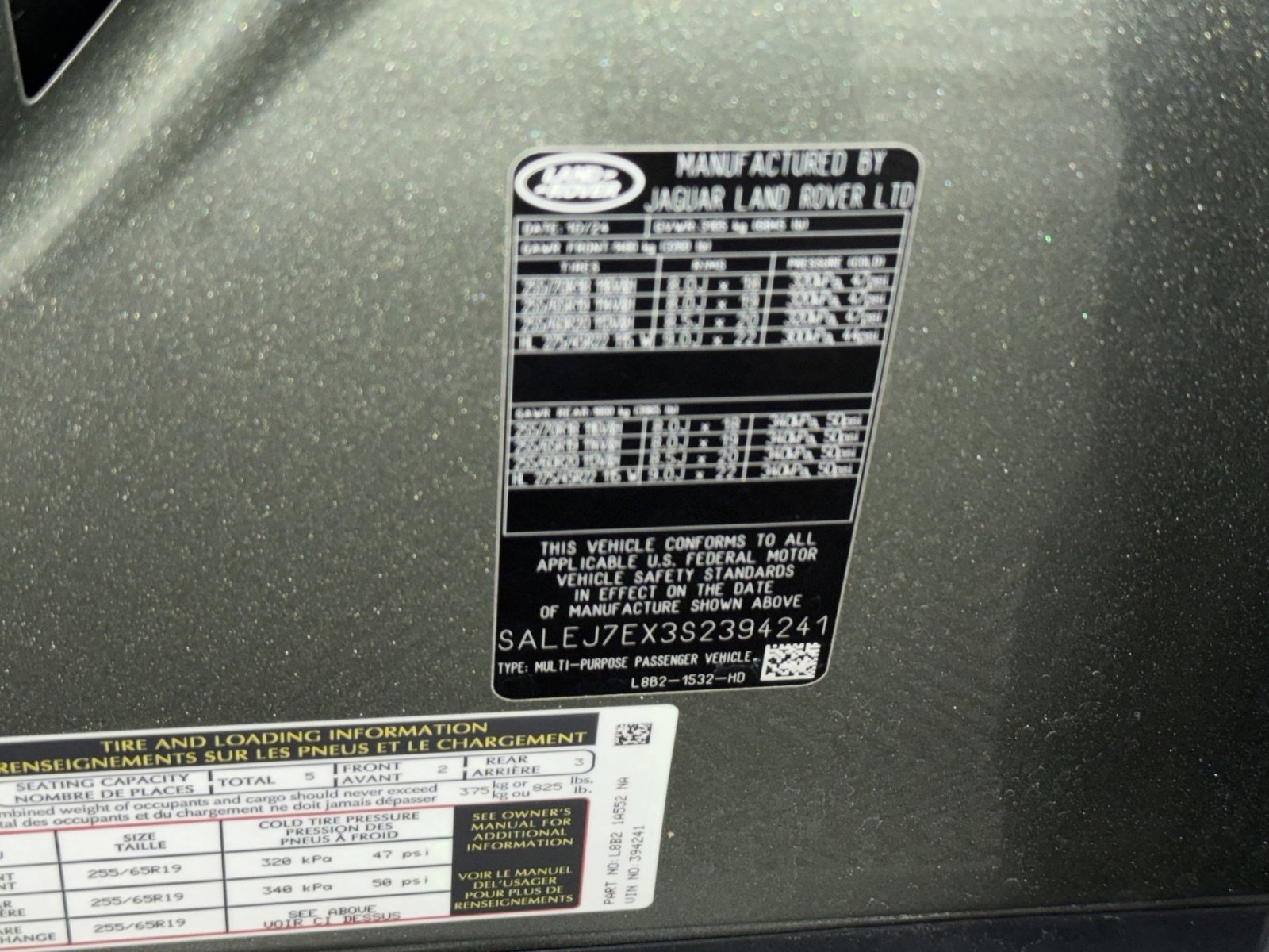 Used 2025 Land Rover Defender 110 S image 29