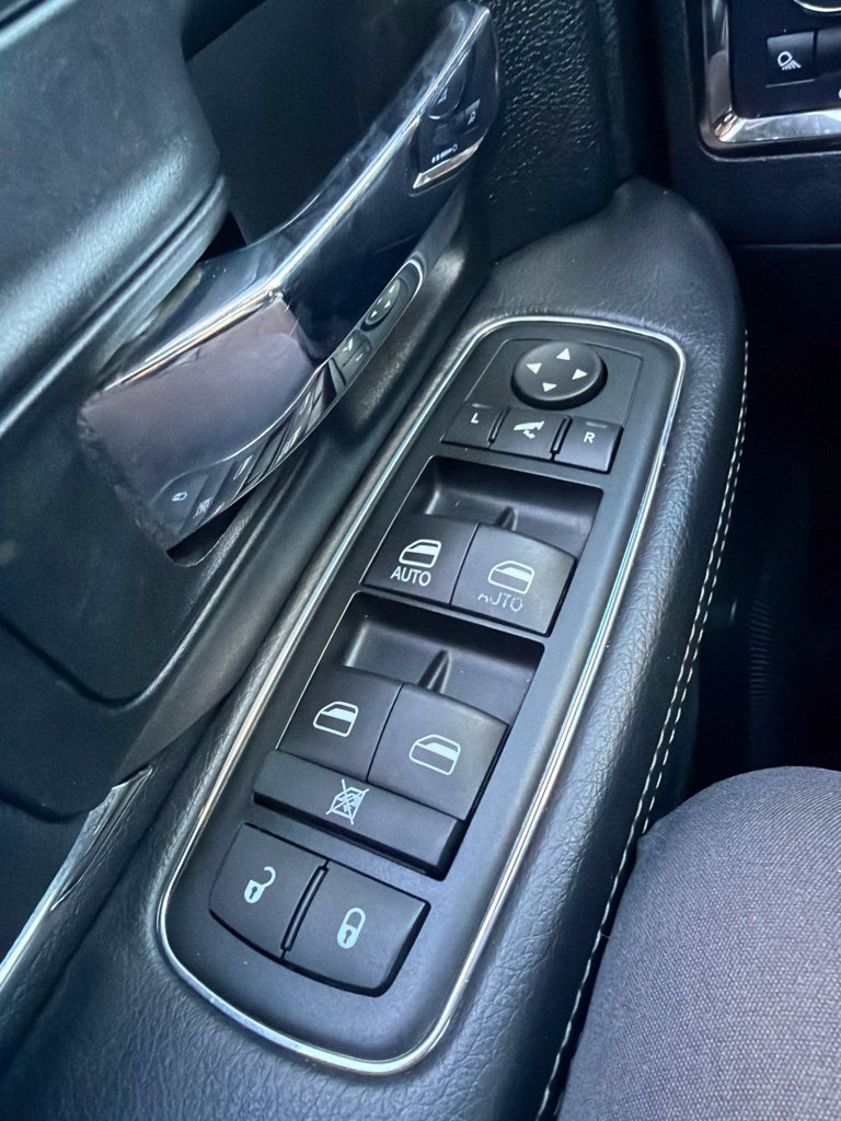 Used 2015 RAM 1500 Sport w/ Sport Premium Group AWD/4WD image 19