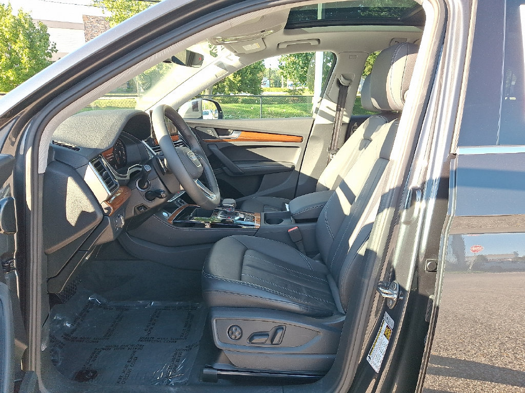 Certified 2023 Audi Q5 Premium AWD/4WD image 14