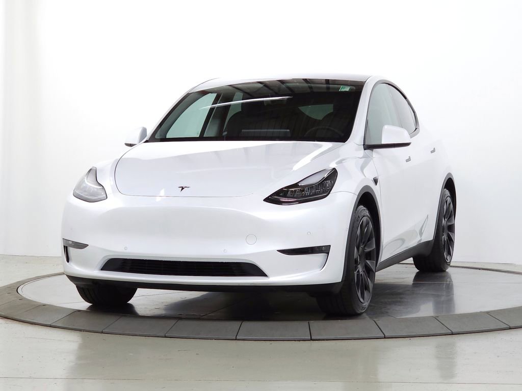 Used 2022 Tesla Model Y Long Range AWD/4WD image 4