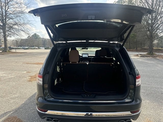 Used 2023 Lincoln Aviator Reserve w/ Equipment Group 201A image 26