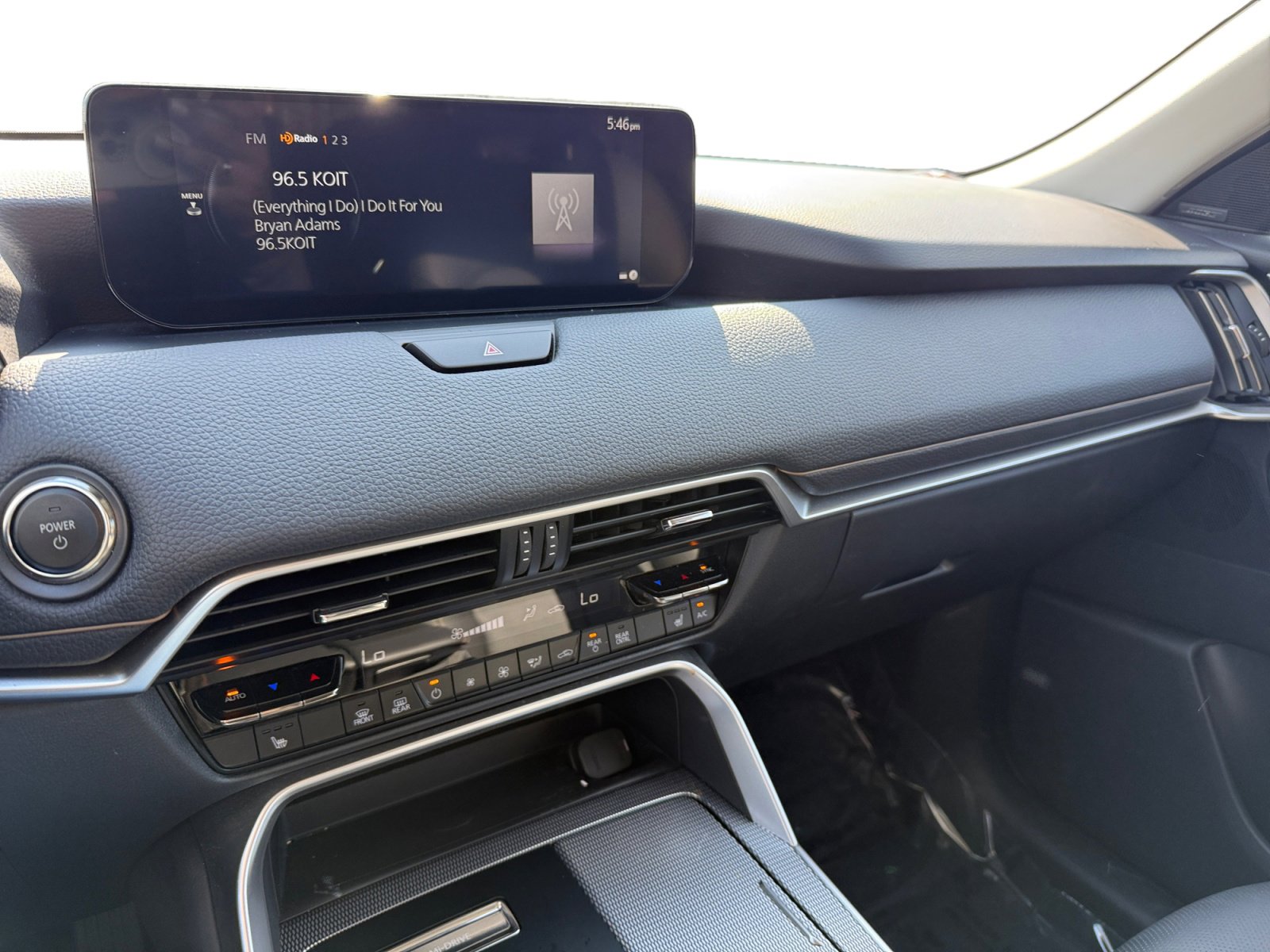 Certified 2024 MAZDA CX-90 Plug-In Hybrid w/ Premium Pkg image 12