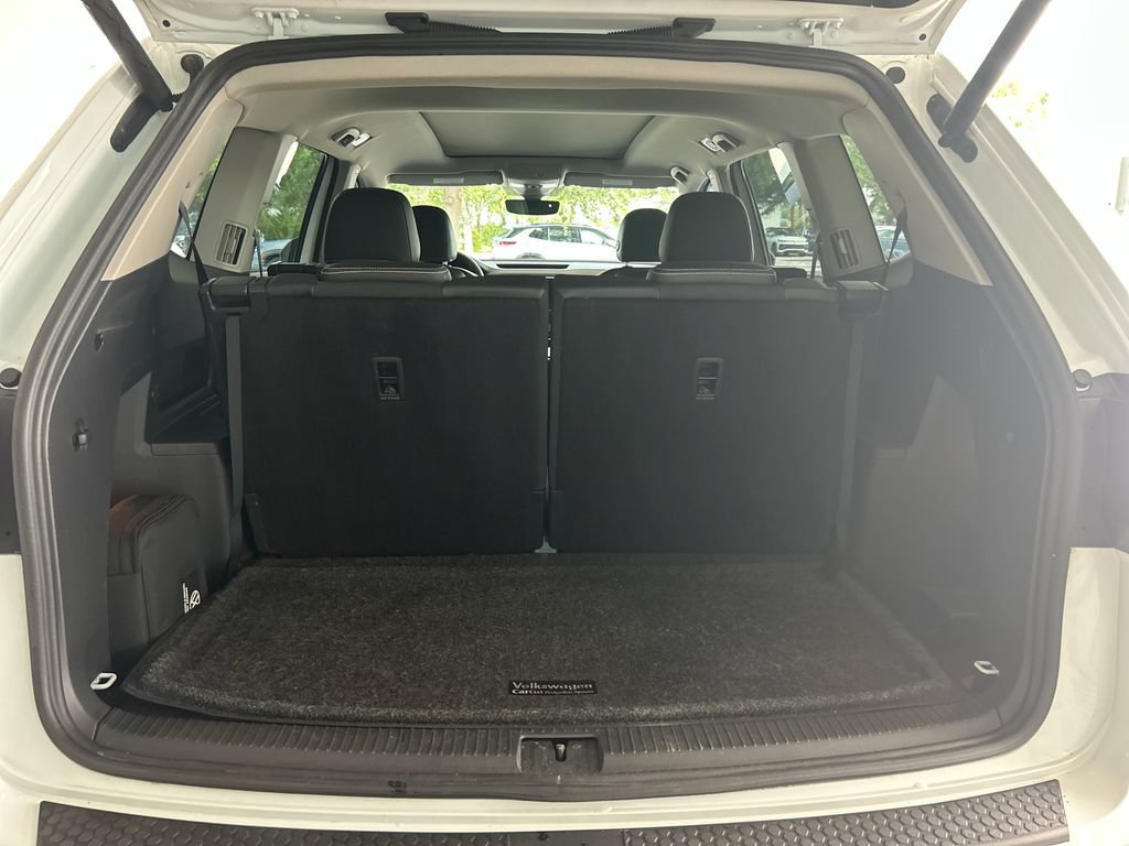 Certified 2021 Volkswagen Atlas SEL R-Line AWD/4WD image 44