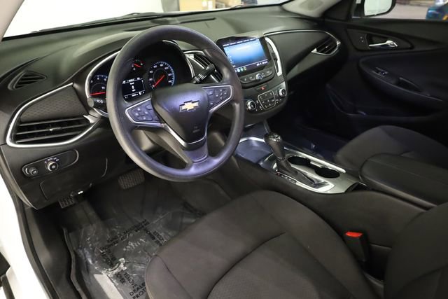 Used 2019 Chevrolet Malibu LT image 11
