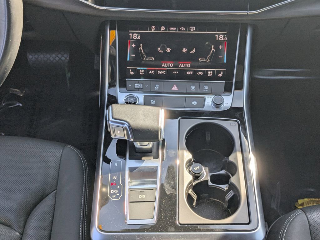 Used 2021 Audi Q8 Premium Plus w/ Premium Plus Package image 6