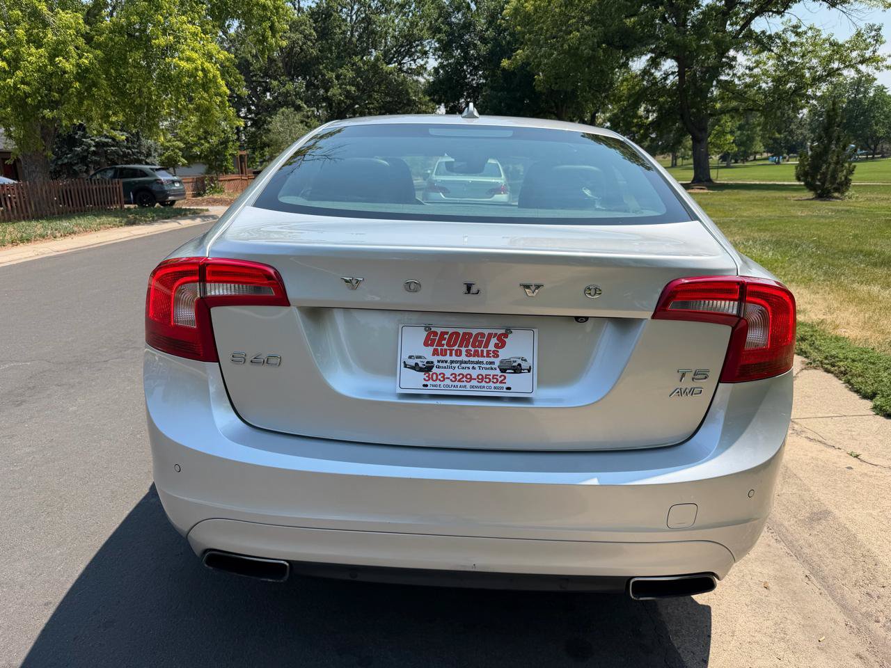 Used 2015 Volvo S60 T5 Premier w/ Climate Package AWD/4WD image 4