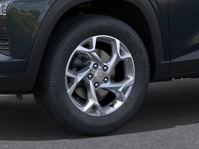 New 2026 Chevrolet Trax LS w/ LS Convenience Package FWD image 9