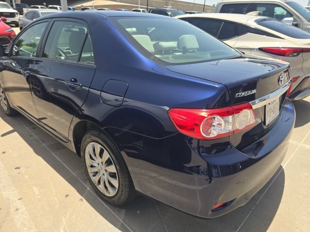 Used 2012 Toyota Corolla LE FWD image 5