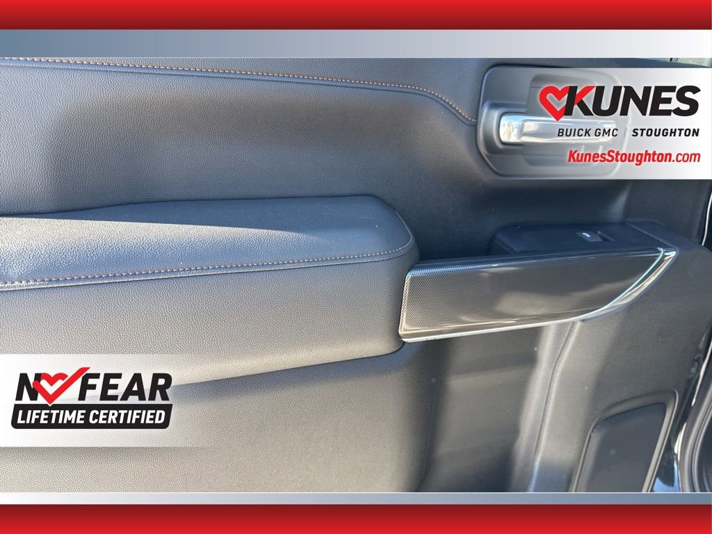 Used 2023 GMC Sierra 2500 AT4 image 38