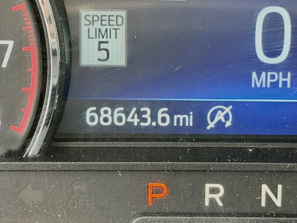 Used 2021 Ford Explorer XLT w/ Equipment Group 202A image 22