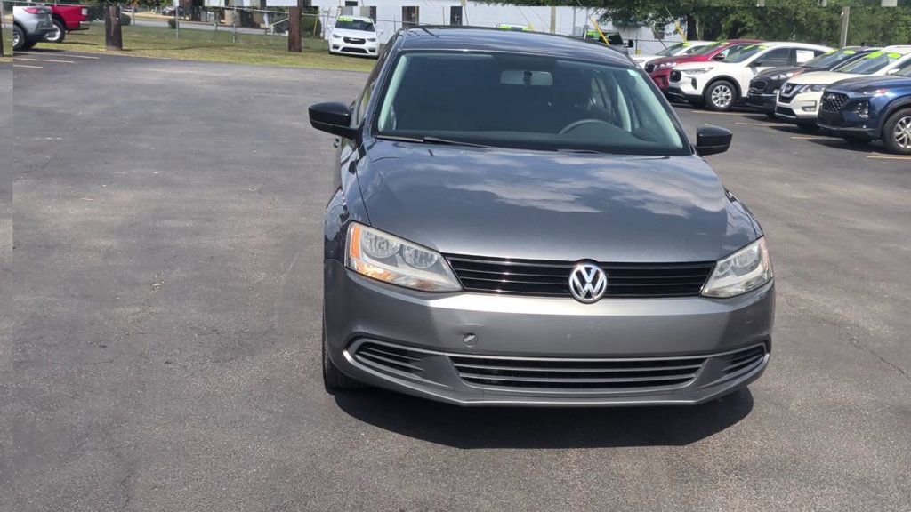 Used 2013 Volkswagen Jetta Sedan image 3