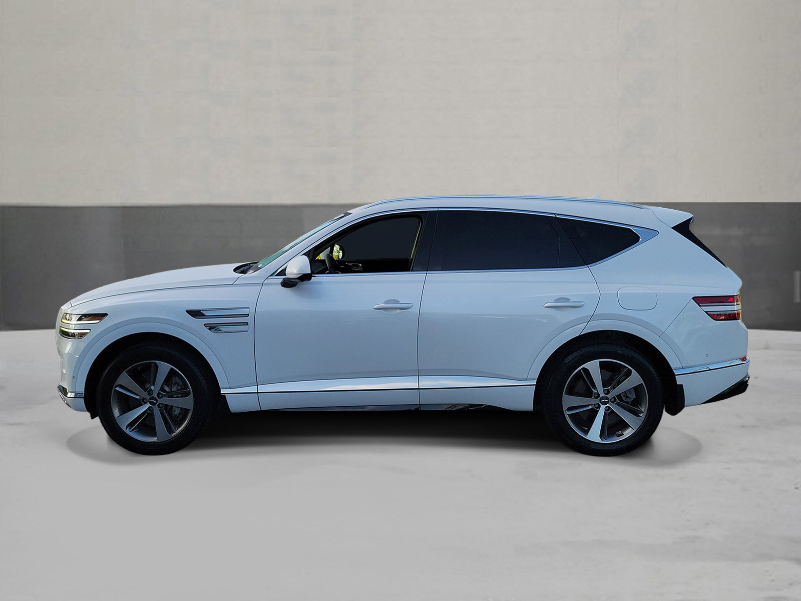 Certified 2023 Genesis GV80 3.5T w/ Cargo Package AWD/4WD image 3