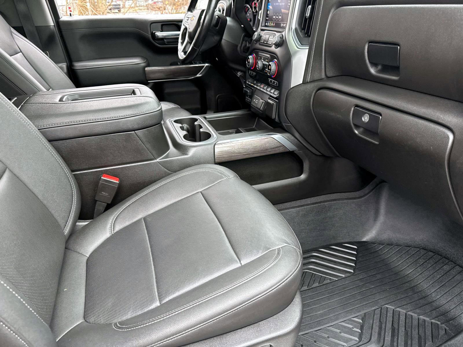 Certified 2021 Chevrolet Silverado 1500 LTZ w/ Z71 Off-Road Package image 9