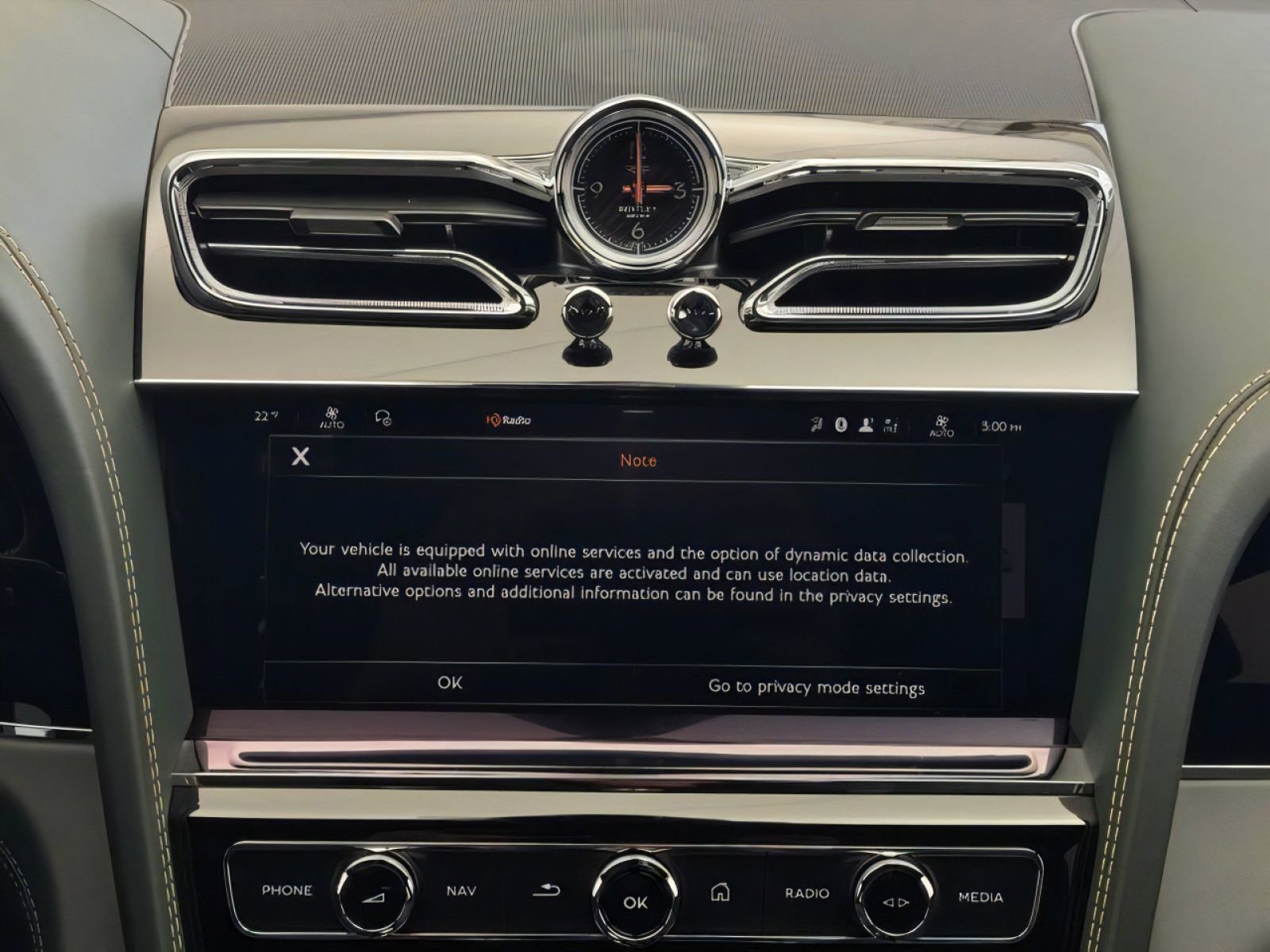 New 2026 Bentley Bentayga Speed AWD/4WD image 13