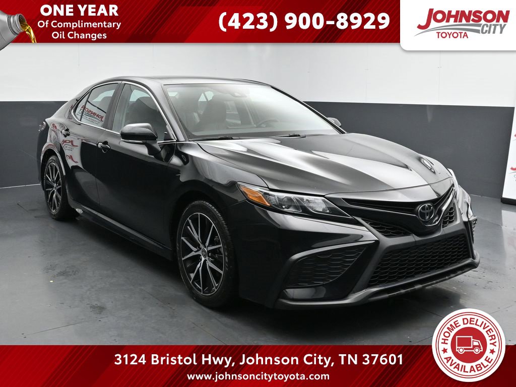 Used 2023 Toyota Camry SE