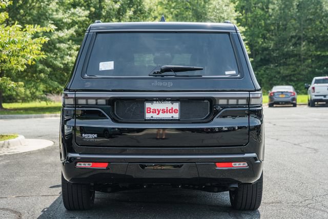 New 2026 Jeep Grand Wagoneer Summit AWD/4WD image 7