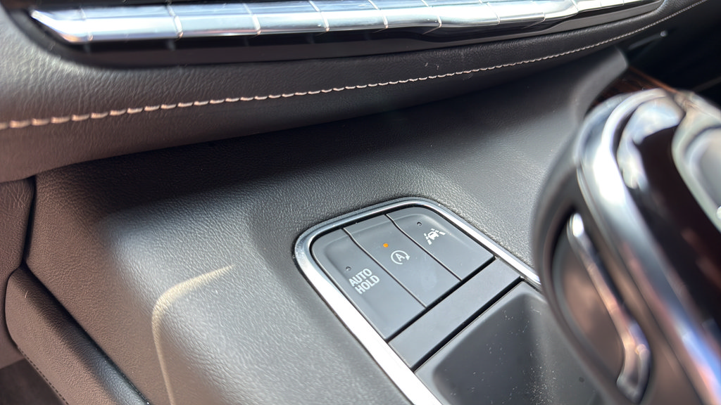 Certified 2024 Cadillac Escalade Premium Luxury w/ LPO, Floor Liner Package AWD/4WD image 43