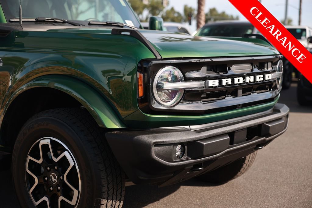 Used 2025 Ford Bronco Outer Banks AWD/4WD image 7