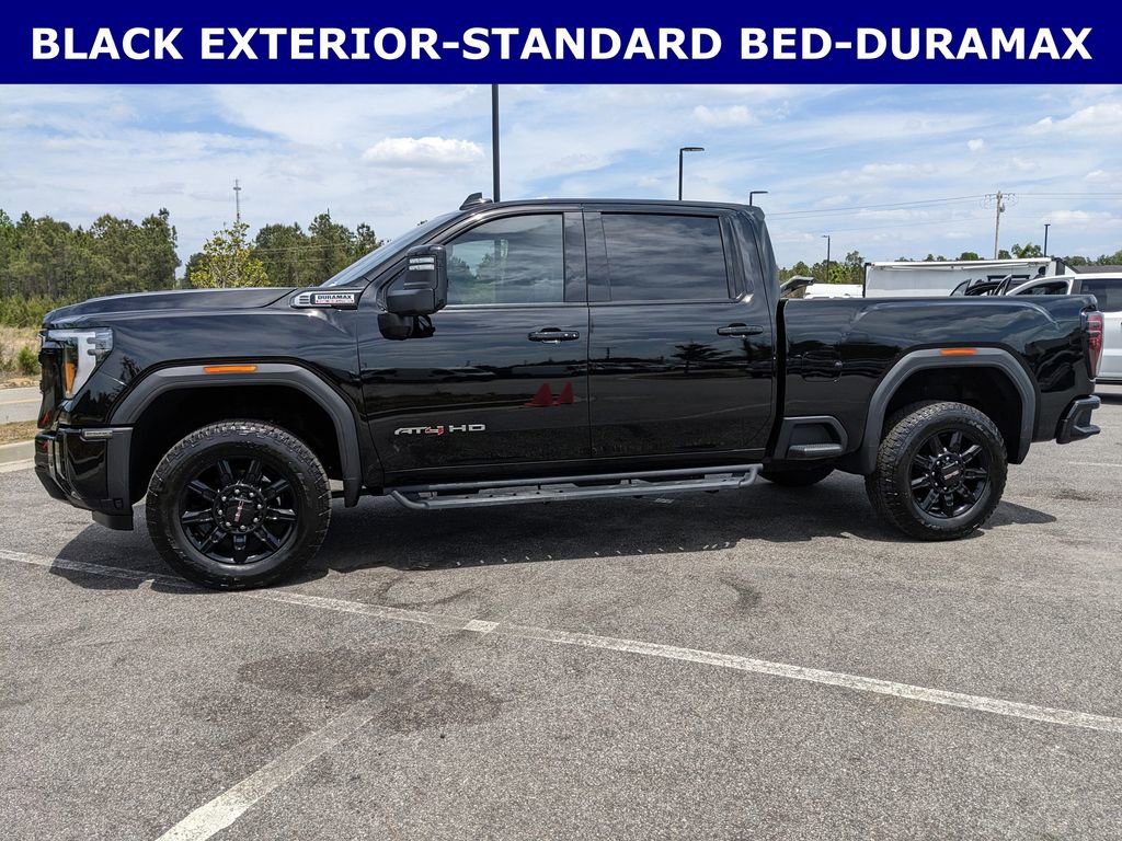 Used 2025 GMC Sierra 2500 AT4 image 11