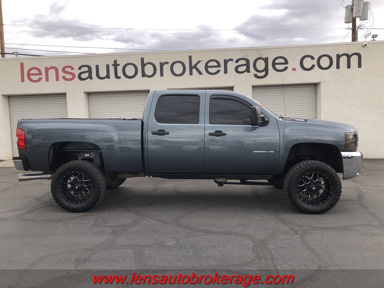 Used 2010 Chevrolet Silverado 2500 LT w/ Interior Plus Package AWD/4WD video 1