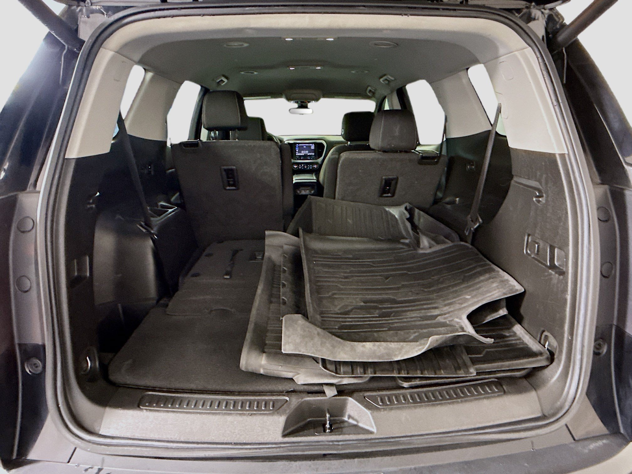 Used 2022 GMC Acadia SLE w/ Driver Convenience Package FWD image 35