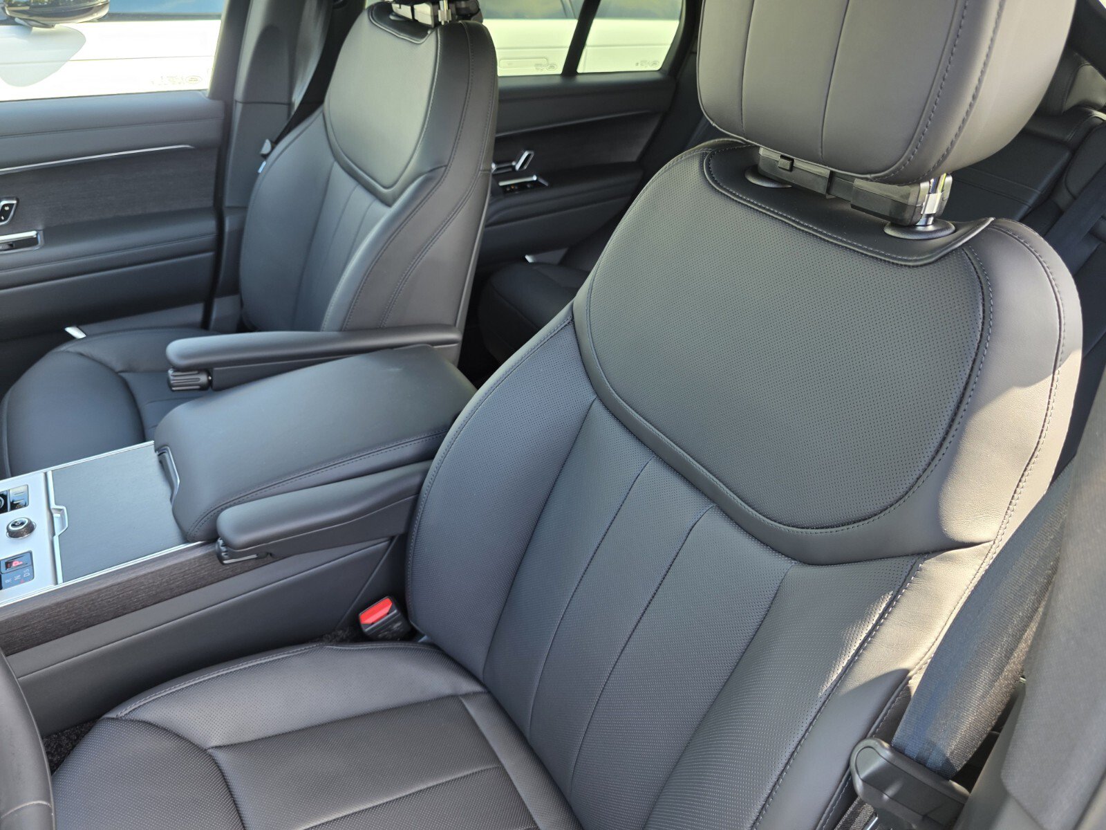 New 2027 Land Rover Range Rover SE AWD/4WD image 12