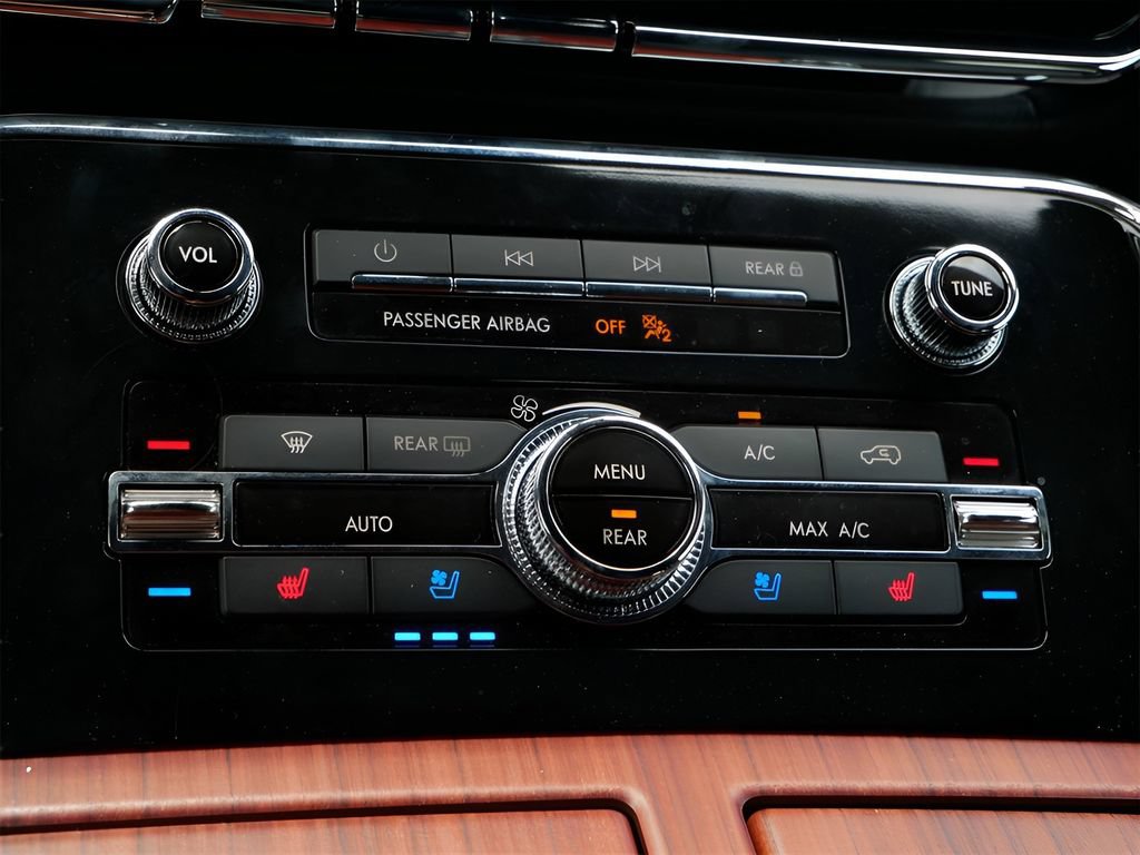 Used 2024 Lincoln Navigator L Reserve AWD/4WD image 22