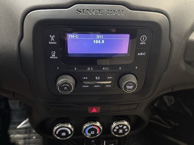 Used 2015 Jeep Renegade Sport w/ Power & Air Group image 19
