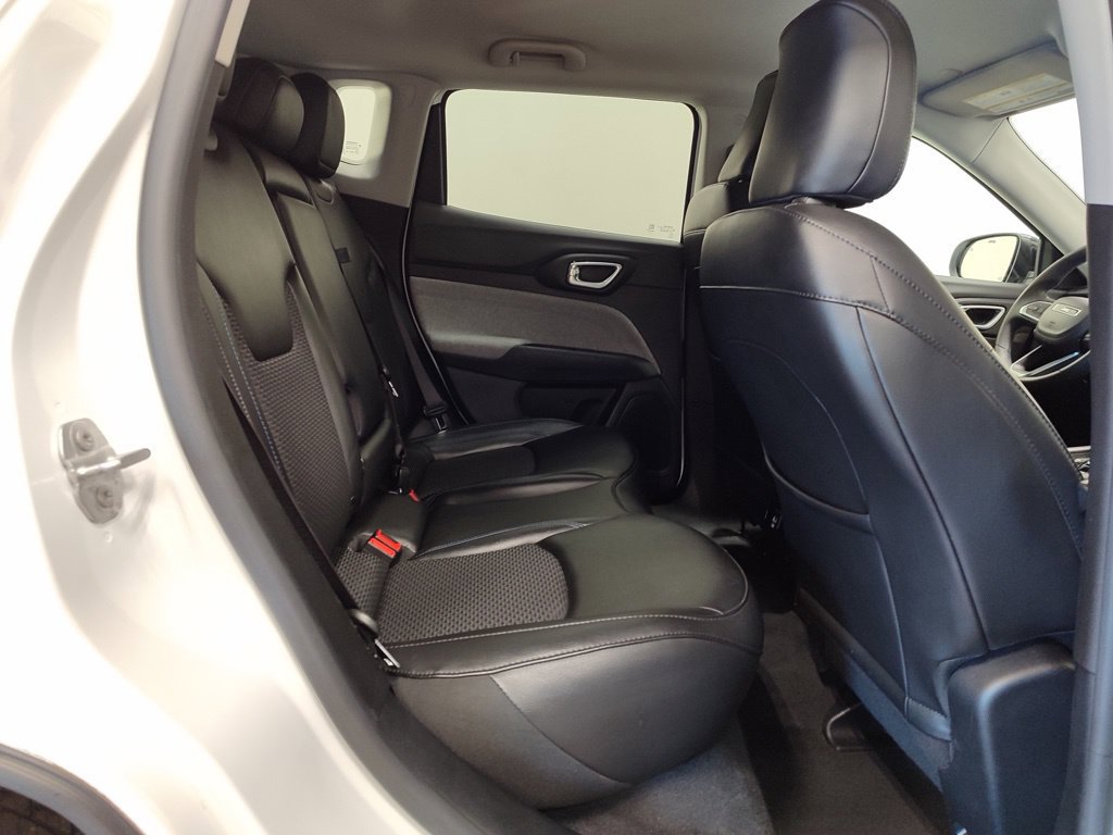 Used 2022 Jeep Compass Latitude AWD/4WD image 21
