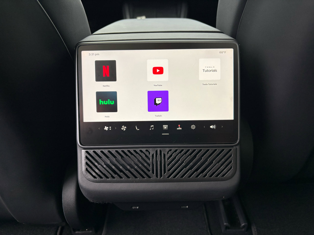 Used 2024 Tesla Model 3 Performance image 31