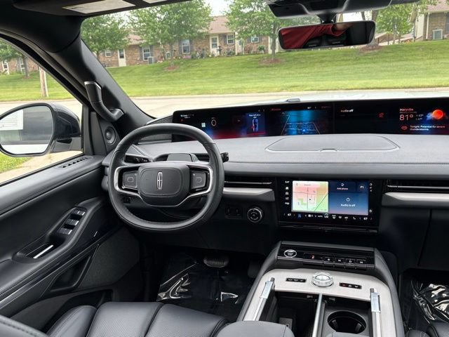 Used 2026 Lincoln Navigator Reserve w/ Jet Appearance Package AWD/4WD image 31
