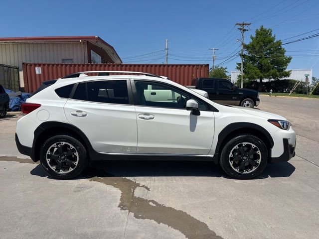 Used 2022 Subaru Crosstrek 2.0i Premium w/ Moonroof Package AWD/4WD image 8