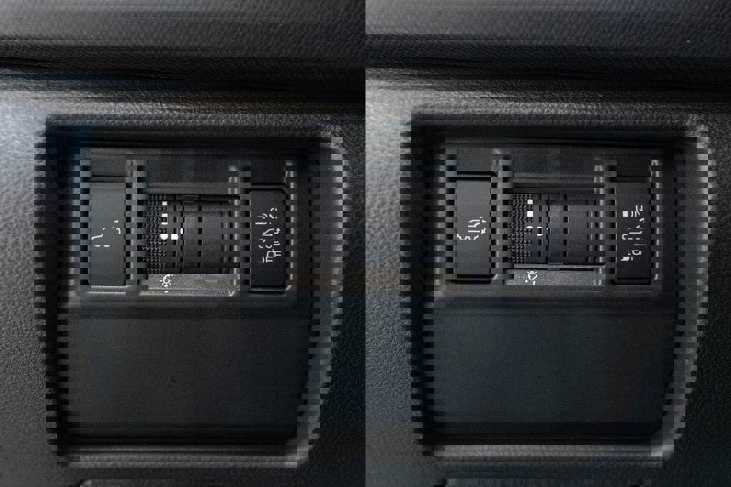 Used 2025 Subaru Forester Touring w/ Popular Package - Touring AWD/4WD image 26