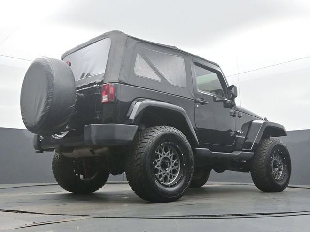 Used 2017 Jeep Wrangler Sahara w/ Connectivity Group image 46