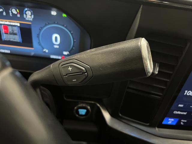 Used 2023 Ford F250 Lariat w/ Black Appearance Package image 23