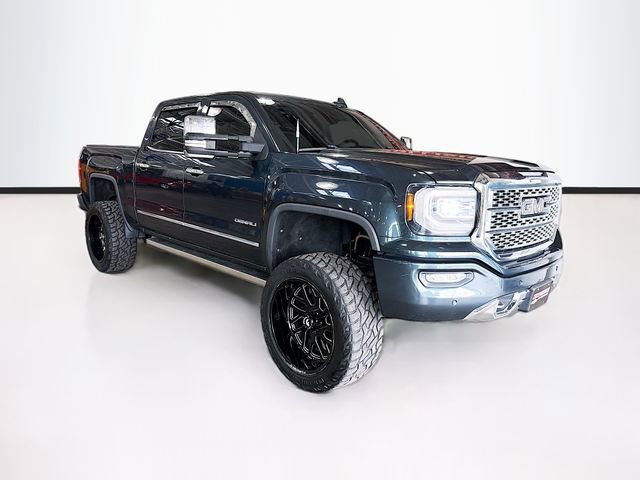 Used 2018 GMC Sierra 1500 Denali w/ Denali Ultimate Package AWD/4WD image 3