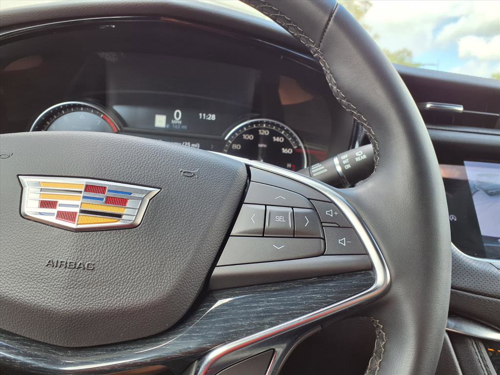 Certified 2025 Cadillac XT5 Premium Luxury AWD/4WD image 28