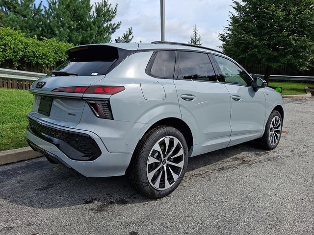 New 2026 Audi Q3 quattro 2.0T AWD/4WD image 4