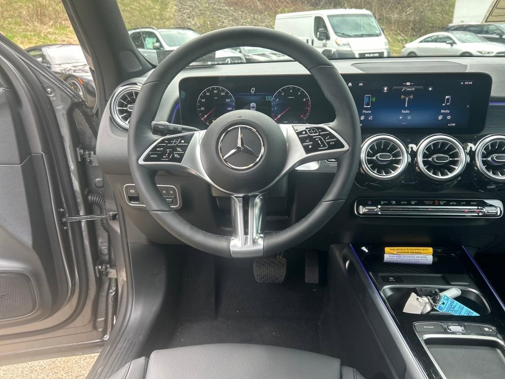 New 2026 Mercedes-Benz GLB 250 4MATIC image 13