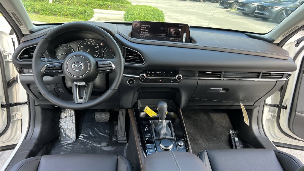 New 2025 MAZDA CX-30 2.5 Turbo w/ Premium Package AWD/4WD image 36