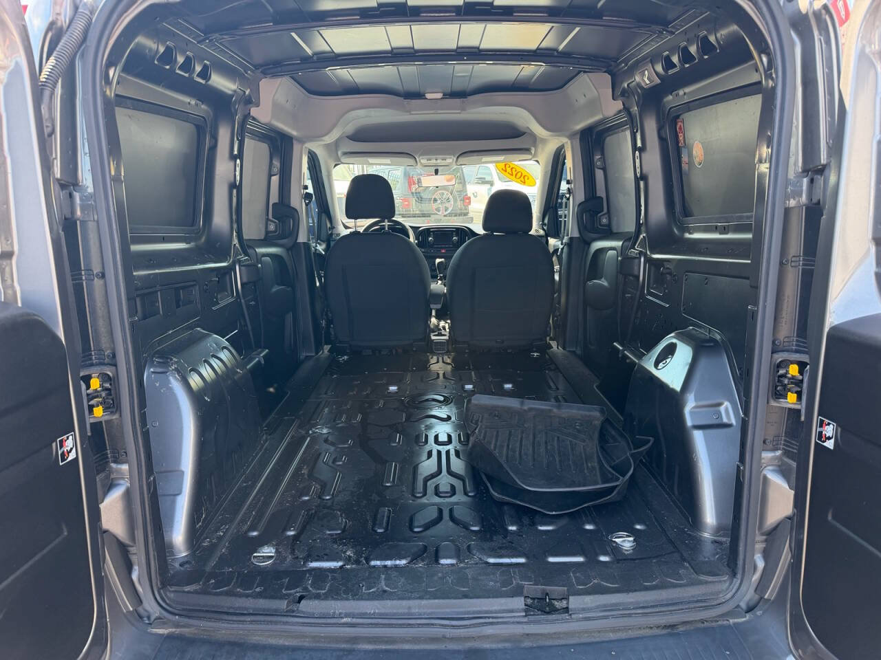 Used 2022 RAM ProMaster City Tradesman FWD image 8