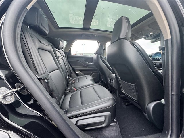 New 2026 Lincoln Corsair Premiere image 14