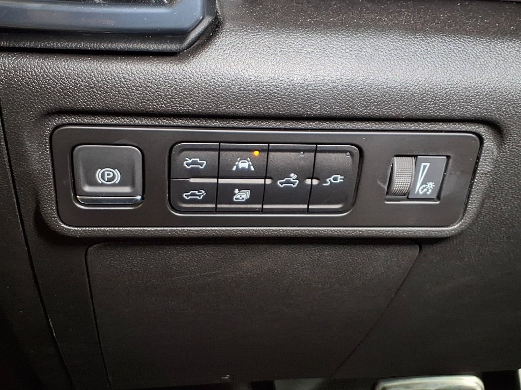 New 2026 GMC Hummer EV 4x4 Crew Cab w/ LPO, Illumination Package image 17
